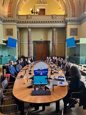 Photo de la séance de travail délocalisée au Palais du Rhin - Commission centrale pour la navigation du Rhin